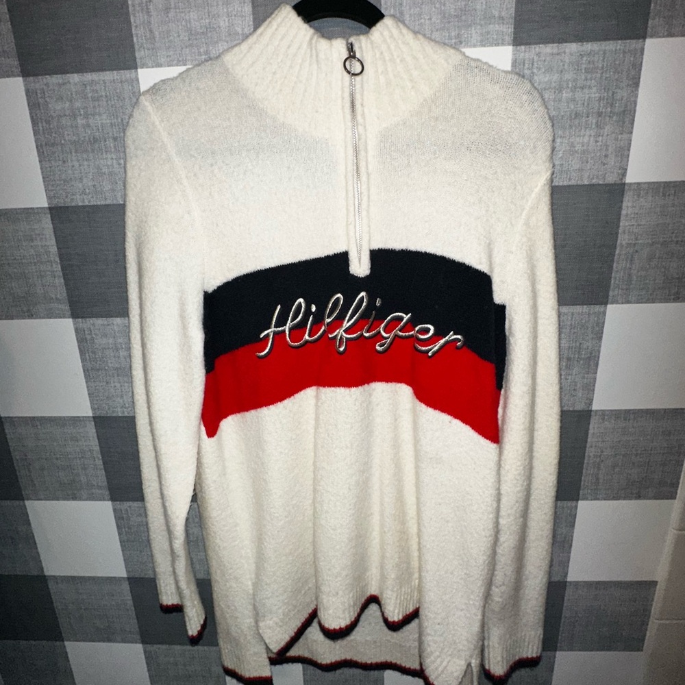 Tommy Hilfiger Cream Sweater with Red and Black Accents